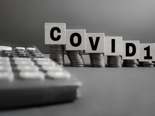 Anketa medzi epidemiológmi: Kedy by si podali ruku s cudzincom?