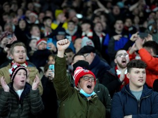 Britská legislatíva sa sprísni voči rasistom na sociálnych sieťach