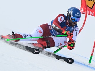 Obrovský slalom Svetového pohára v Söldene ovplyvnilo počasie