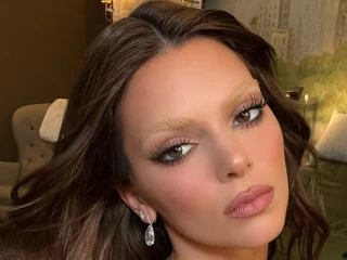 Sledujte rýchlo, kým to nezmažú: Kendall Jenner sa opaľuje úplne nahá!