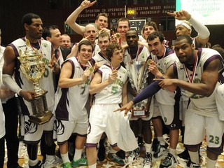 Highlight: Prievidza oslavuje titul po 17 rokoch