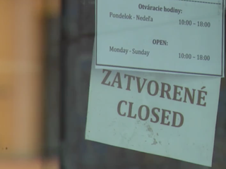 V stredu otvorili mnohé prevádzky. Ľudia po čase navštívili trhy, krajčírstva, či obuvníkov