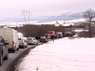 Auto vrazilo do skupinky detí a zranilo ich, dve sú v kritickom stave