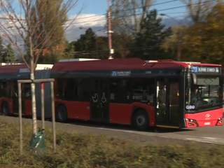 VIDEO: V Bratislave jazdia megatrolejbusy