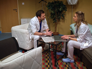 Nemocnica včera opäť najsledovanejším nespravodajským programom, Bez servítky je jednoznačným podvečerným lídrom