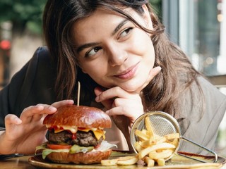 Vedci na stope: Pribúda rakovina hrubého čreva u mladých, príčinou môže byť nová baktéria