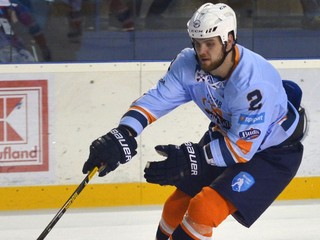 Dudáš s tvrdšími hokejkami pálil rýchlejšie ako v KHL aj NHL