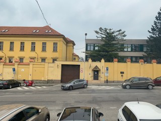 Za múrmi väznice v Nitre vypočúvali Alenu Zsuzsovú