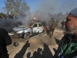 Konflikt na Blízkom východe: Hamas hlási najmenej 92 obetí nočných útokov Izraela