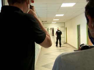 Na neprimerané podmienky a dĺžku v kolúznej väzbe na Slovensku upozorňuje roky aj Európsky súd pre ľudské práva