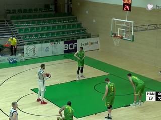 Rytieri a Patrioti víťazne, Prievidza odkladá zápasy