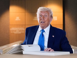 Trump sa chce stretnúť s Putinom a vyriešiť krízu v Pásme Gazy