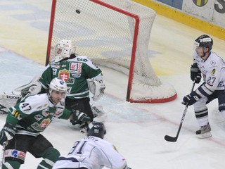 Slovan ťahá šnúru trdelníkov