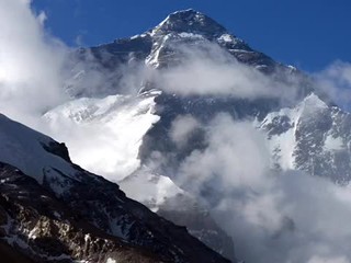 Armáda tvrdí, že našla v snehu Yetiho stopy