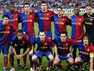 Najlepšími klubmi sveta podľa IFFHS Barca a ManU