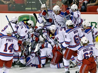 Na Východe všetko jasné - Rangers a Senators uzavreli osmičku