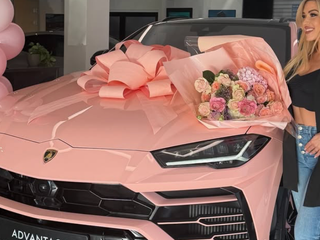 To je darček! Dominika dostala od nového priateľa státisícové fáro!