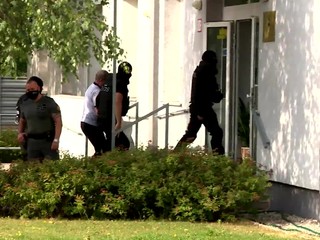 Pojednávanie s Dušanom Kováčikom: Manželka zostala zo dňa na deň bez finančných prostriedkov