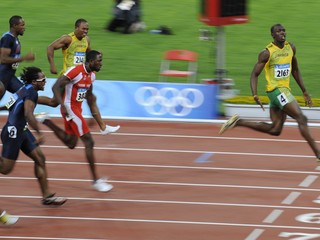 TAKTO Bolt prezentuje povinný odstup počas pandémie