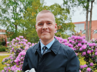 Fínsky poslanec si siahol na život v parlamente. Na mieste zasahuje polícia
