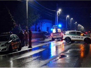 Rodinná dráma skončila tragicky: Muž bodol nevlastného syna a potom aj seba
