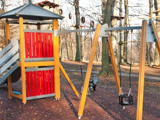 Za hranicou morálky: Muž sa mal uspokojovať v blízkosti detského ihriska