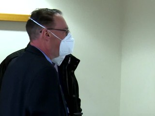 Súd prijal obžalobu na bývalého generálneho prokurátora. Trnka vo svojom trezore skrýval nahrávku z odpočúvania kauzy Gorila