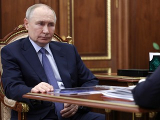 Odborníci odhalili klamstvá Kremľa. Putinovi sa ekonomika rozpadá pod rukami