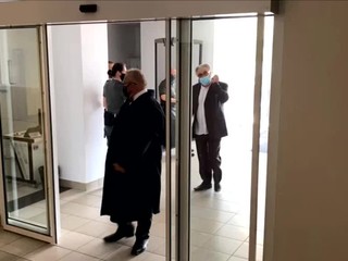 Marian Kočner vypovedal ako svedok. Obžalovaný Štefan Agh tvrdí, že má dôkaz o pravosti zmeniek