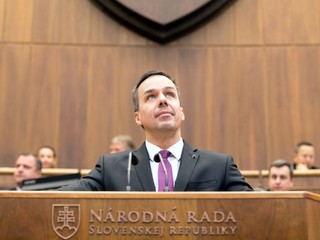 Erik Tomáš sa stal členom strany Smer-SD