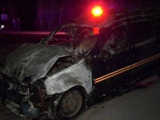 Reťazová zrážka štyroch áut: Jedno z vozidiel po nehode zachvátili plamene