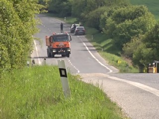V prípade nehody autobusu, v ktorej zahynulo 12 ľudí, obvinili vodiča nákladného auta