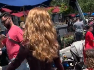 Teleportácia? Video zachytilo chlapíka, ktorý sa zrazu vynoril z ničoho