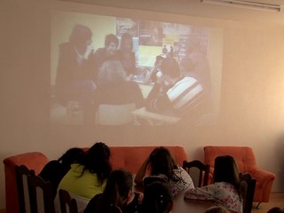 Rodičia a učitelia čelia otázkam detí ohľadom vojny. Informácie o konflikte v nich zanechávajú silné emócie