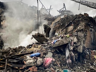 666. deň na Ukrajine: EÚ vyplatila Ukrajine poslednú pôžičku vo výške 1,5 miliardy eur