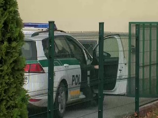 Zamotaný prípad: Manžel sa jej opakovane vyhráža zabitím a ona opakovane volá políciu. Vypovedať potom odmietne