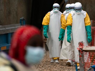 Konžská republika bojuje s novou epidémiou eboly: WHO začala s očkovaním
