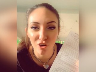 Dostala pokutu za vzbudenie verejného pohoršenia: Pozrite sa, čo mala oblečené