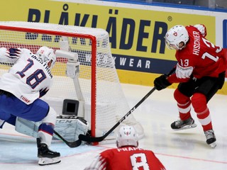 Nóri proti Švajčiarom neuspeli, skórovali až ku koncu. USA outsidera A-skupiny Britániu zdolalo