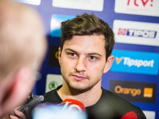 Hudáček si playstation na MS nezobral, žena mu nabalila knižky