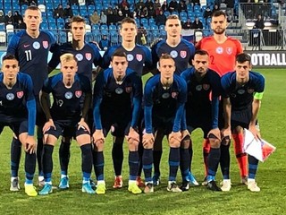 VIDEO: Úžasný zápas sa takmer skončil bitkou