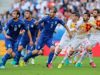 Taliani vyradili obhajcov trofeje, zlatý hetrik nebude