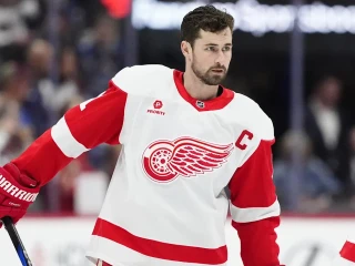 Detroit je 10 rokov bez play off, kapitán LARKIN je na dne