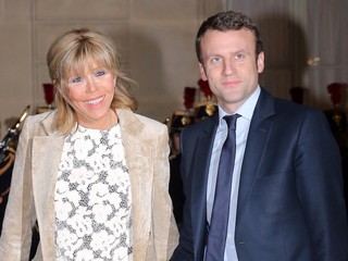 Macron je pre finančné sankcie voči krajinám EÚ odmietajúcim azylantov