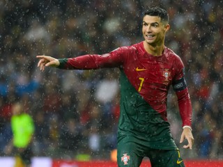 Ronaldo dal druhý hetrik v priebehu 72 hodín, stačil mu naň polčas