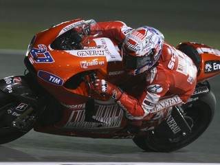 Na VC Katalánska z pole position Stoner