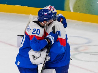 Hokej spojil Slovensko: Napätie pred úvodným súbojom s Fínskom by sa dalo krájať