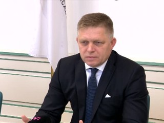 Fico ide s kožou na trh. Ak poslanci neschvália zmrazovanie platov, dá hlasovať o dôvere vláde