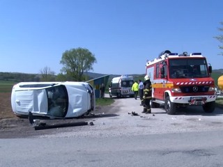 Nehody na novomestských cestách. Policajti zasahovali na viacerých miestach