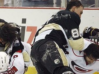 Šatan sa bil, Malkin dal hetrik